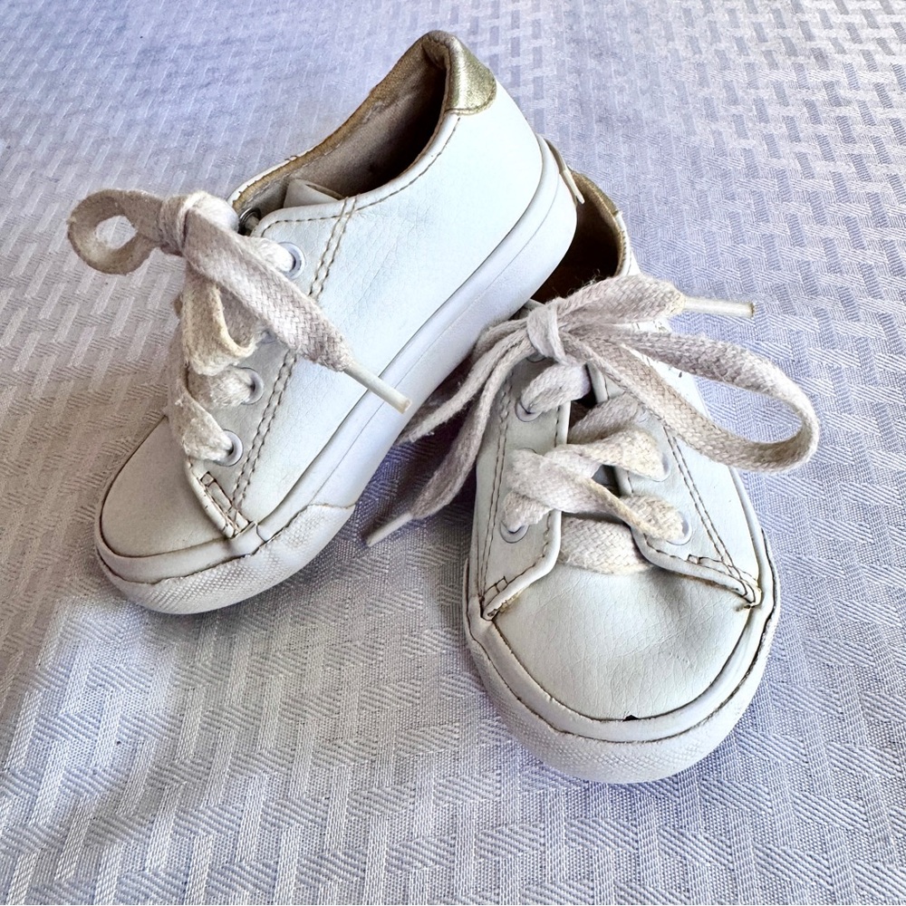 Polo Ralph Lauren Toddler Size 6 White Gold Lace Up Sneakers Shoes Preppy